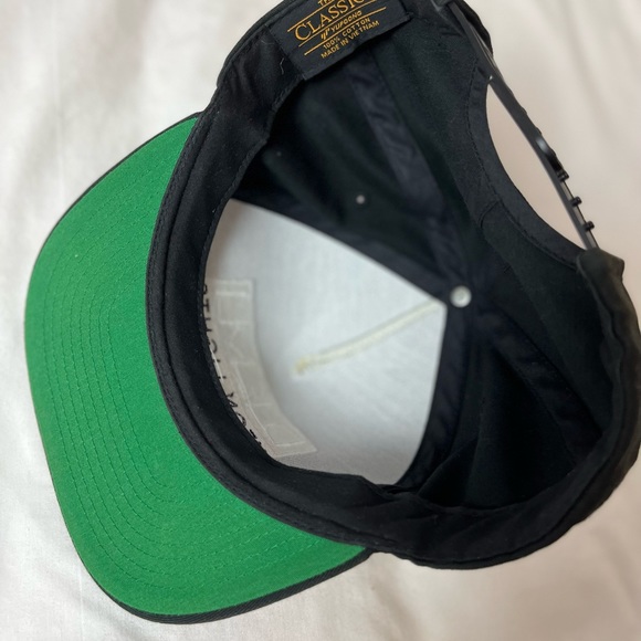 NWT Demi Lovato 2014 Neon Lights Tour SnapBack Hat - Picture 4 of 5